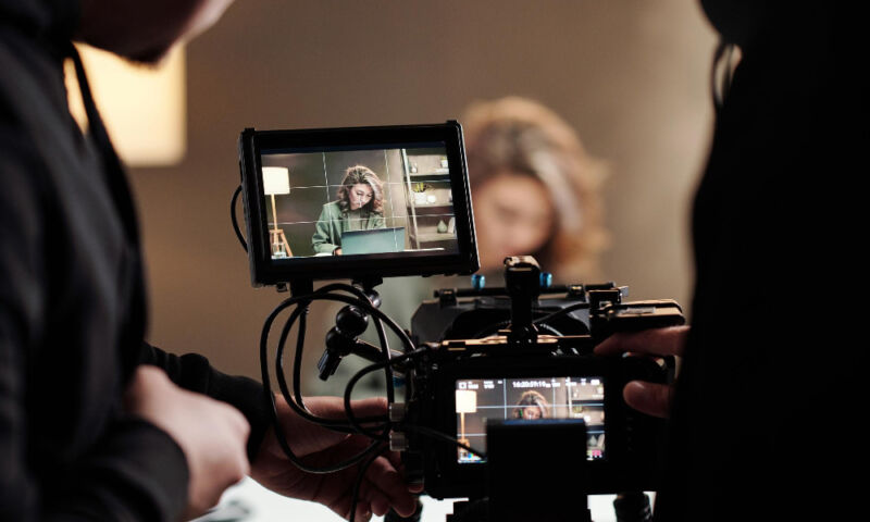 Enhanced Brand Awareness 800x480 - Top 5 Advantages of Video Production for Businesses