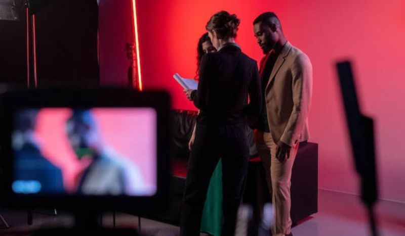 Common Mistakes to Avoid When Planning Corporate Videography Projects planning a corporate video project 800x467 - Common Mistakes to Avoid When Planning Corporate Videography Projects